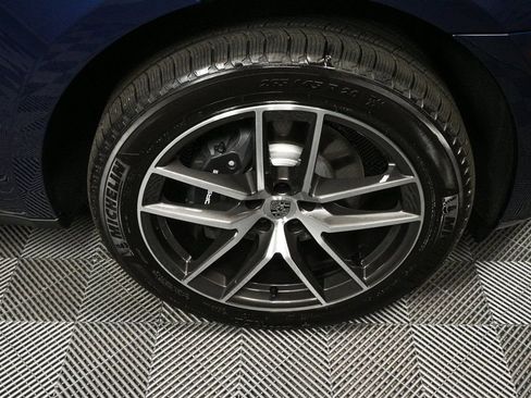 Certified 2026 Porsche Macan image 40