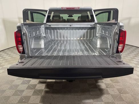 Used 2023 GMC Sierra 1500 SLE image 20