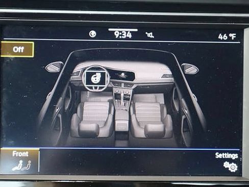 Used 2021 Volkswagen Jetta R-Line w/ R-Line Cold Weather Package FWD image 33