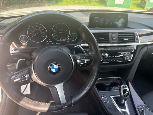 Used 2017 BMW 340i xDrive Sedan AWD/4WD image 12