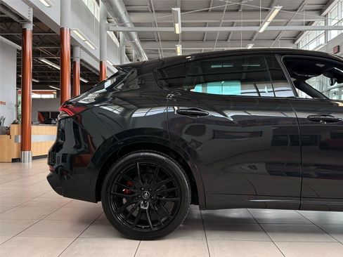 Used 2023 Maserati Levante Modena S AWD/4WD image 15