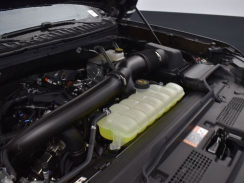 New 2025 Ford Expedition Tremor image 20