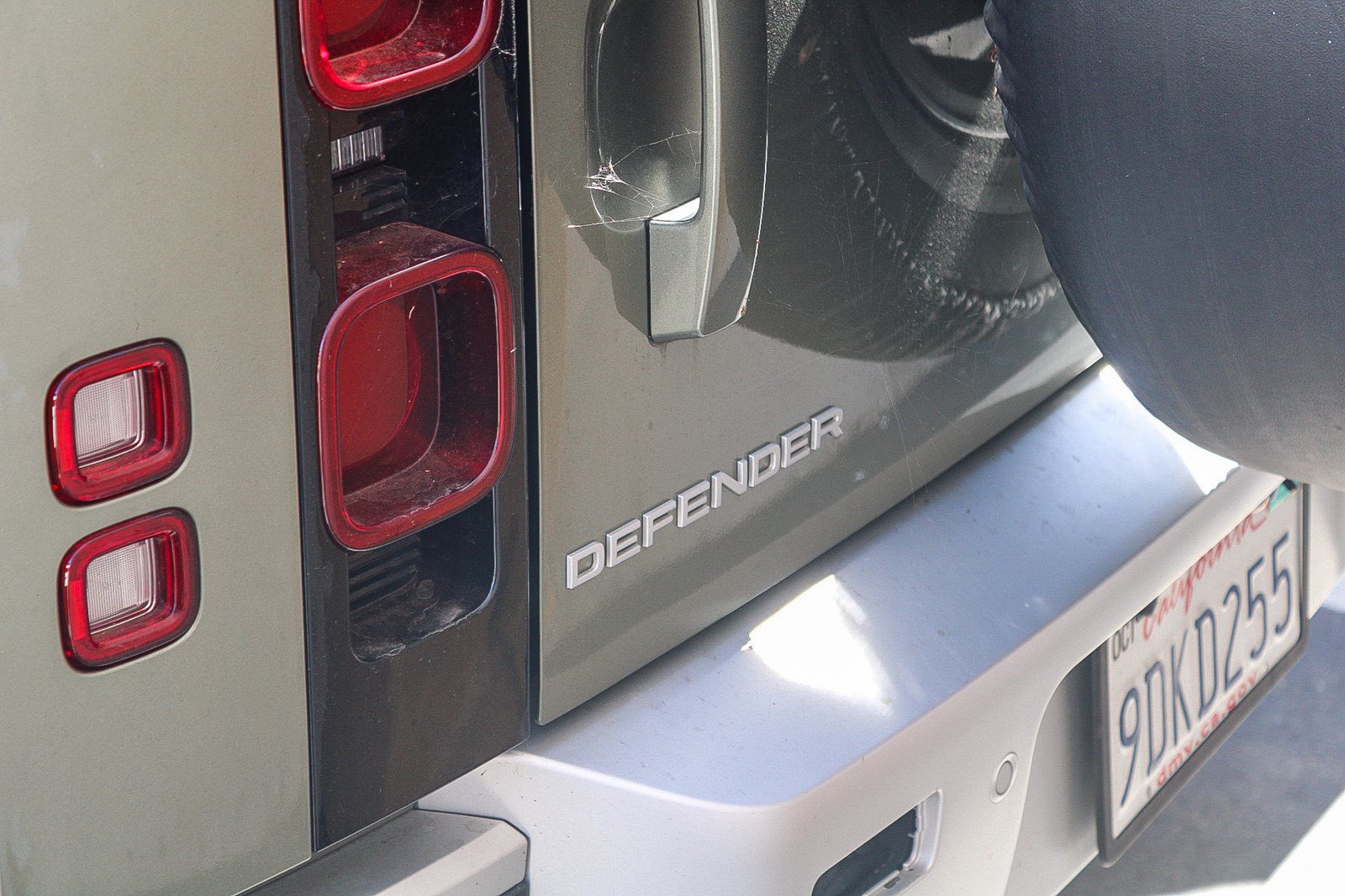 Used 2023 Land Rover Defender 110 S AWD/4WD image 10