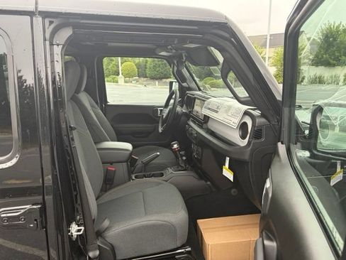 New 2026 Jeep Wrangler Unlimited Sport AWD/4WD image 30
