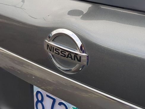 Used 2020 Nissan Pathfinder S FWD image 24