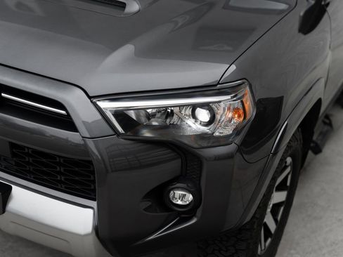 Used 2021 Toyota 4Runner TRD Off-Road AWD/4WD image 3