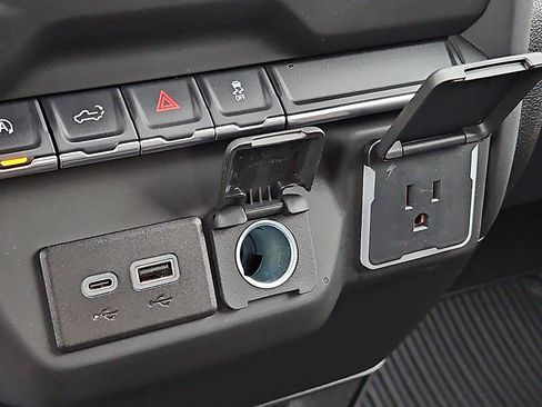 Certified 2023 GMC Sierra 1500 Pro w/ Graphite Edition image 23