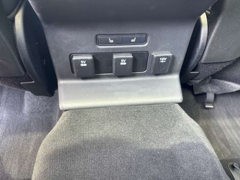 Used 2018 Land Rover Range Rover Velar S AWD/4WD image 10