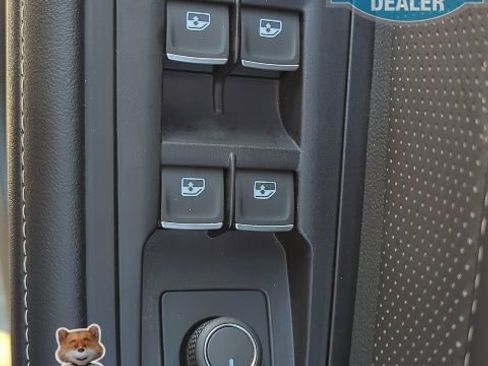 Used 2024 Volkswagen Atlas SE image 15