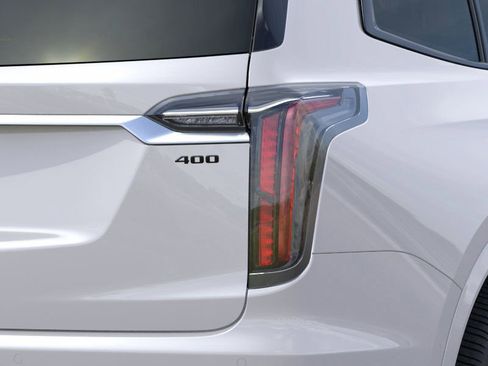 New 2025 Cadillac XT6 Sport w/ Platinum Package image 11