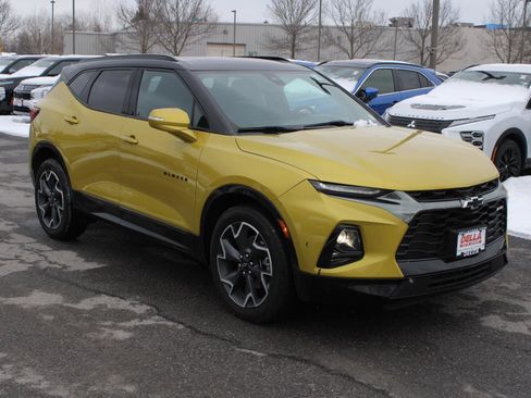Used 2022 Chevrolet Blazer RS w/ Enhanced Convenience Package image 3