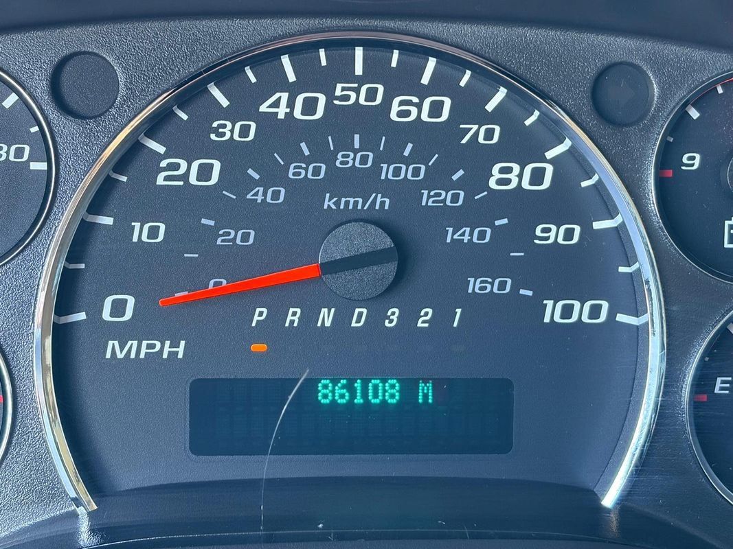 Used 2009 GMC Savana 3500 RWD image 11
