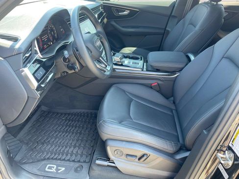 Used 2025 Audi Q7 3.0T Premium Plus AWD/4WD image 9