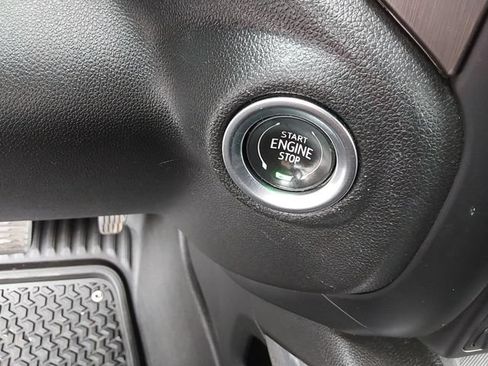 Used 2021 GMC Sierra 1500 AT4 w/ AT4 Premium Package AWD/4WD image 33