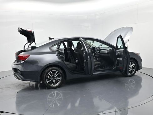 Used 2024 Kia Forte LXS w/ LXS Technology Package image 61