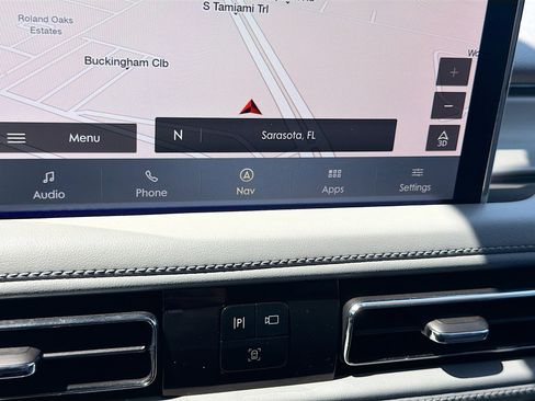 Certified 2020 Lincoln Aviator Reserve w/ Equipment Group 202A image 13