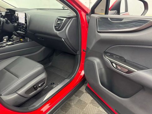 Used 2025 Lexus NX 250 FWD w/ Towing Package (2000 Lbs) image 30