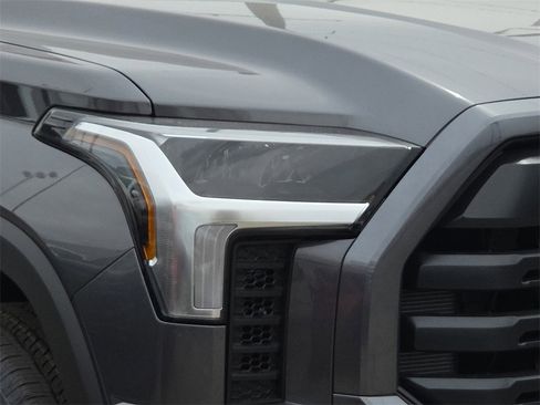 New 2026 Toyota Tundra SR5 image 9