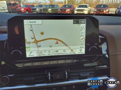 Certified 2024 Nissan Pathfinder Platinum w/ Black Appearance Package image 13