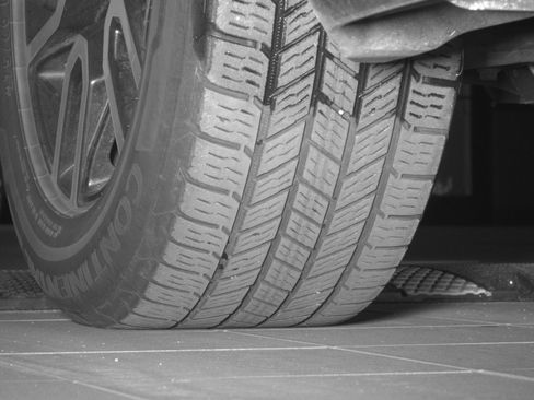 Used 2021 GMC Yukon XL AT4 w/ Rear Media and Nav Package image 6