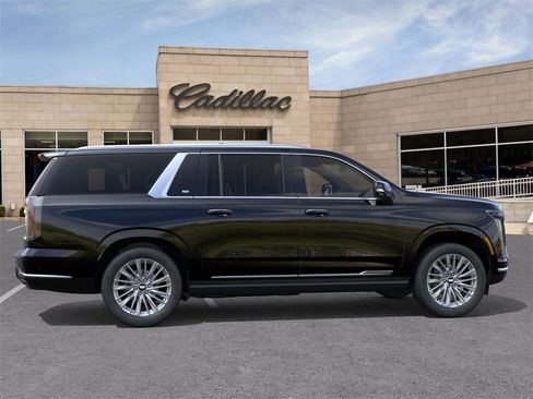 New 2026 Cadillac Escalade ESV Luxury w/ Touring Package image 5