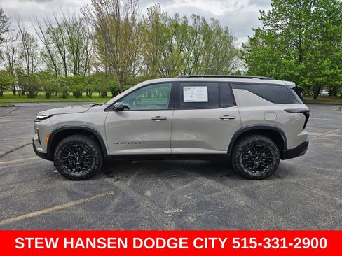 Used 2026 Chevrolet Traverse Z71 w/ Enhanced Driving Package AWD/4WD image 1