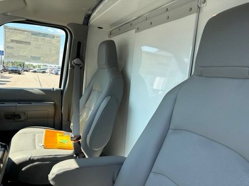 New 2027 Ford E-350 and Econoline 350 Super Duty w/ Power Equipment Group RWD image 13