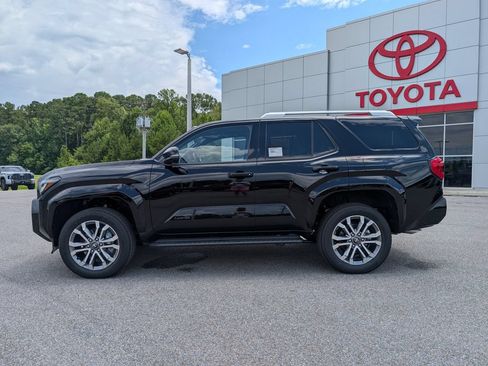 New 2026 Toyota 4Runner Limited AWD/4WD image 2