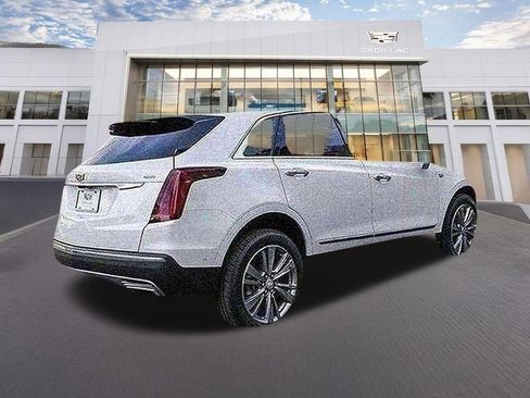 Used 2026 Cadillac XT5 Premium Luxury w/ Driver Assist Package AWD/4WD image 4