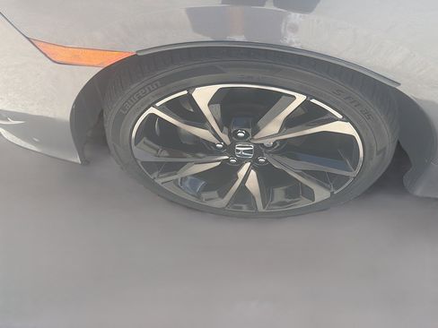 Used 2020 Honda Civic Sport image 34