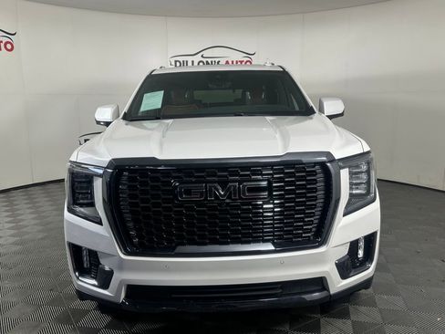 Used 2023 GMC Yukon Denali Ultimate image 11