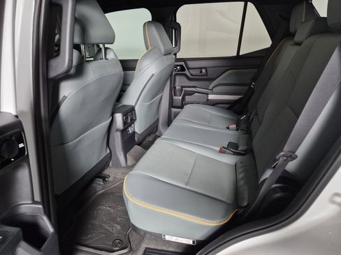 New 2026 Toyota 4Runner 4WD image 39