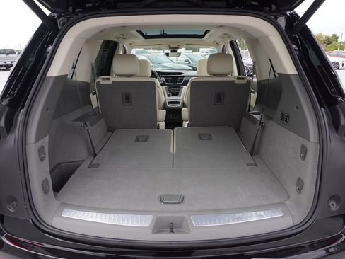 Certified 2024 Cadillac XT6 Premium Luxury w/ Technology Package image 8