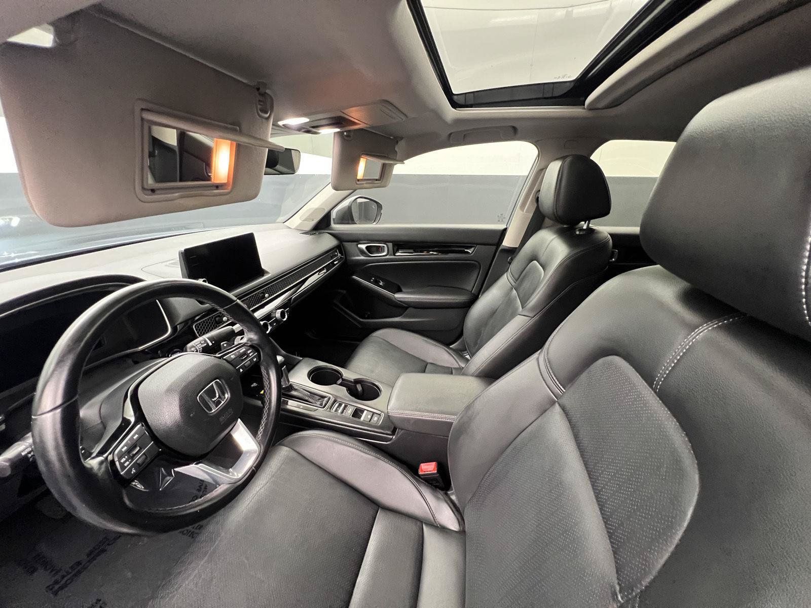 Used 2023 Honda Civic Touring image 13