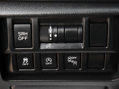 Used 2023 Subaru Crosstrek 2.5i Limited image 17