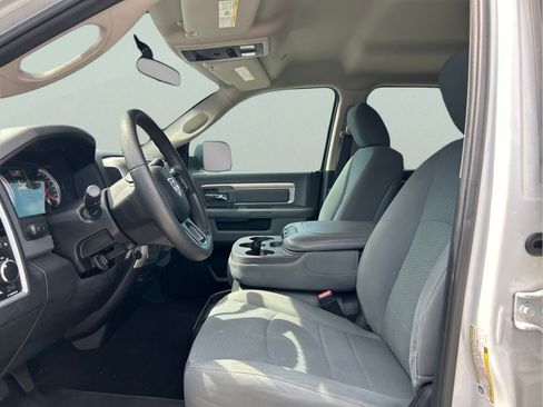 Used 2018 RAM 2500 SLT AWD/4WD image 9