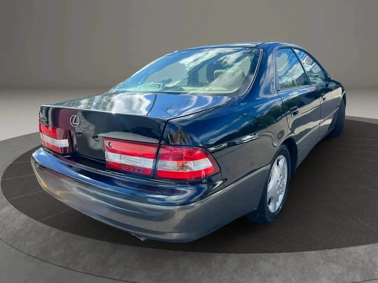 Used 2000 Lexus ES 330 FWD image 6