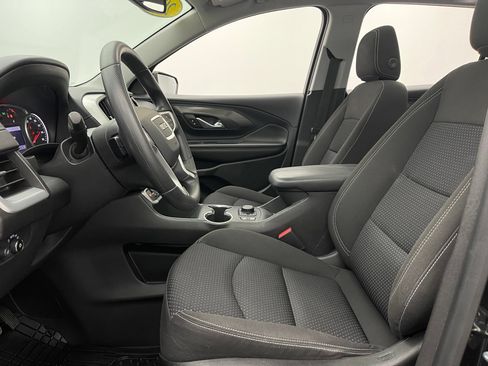 Used 2022 GMC Terrain SLE w/ Driver Convenience Package FWD image 18