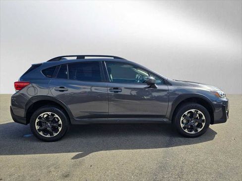 Used 2021 Subaru Crosstrek 2.0i Premium w/ Popular Package #3 AWD/4WD image 2