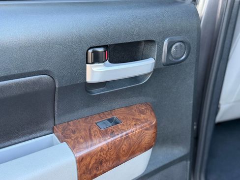 Used 2012 Toyota Tundra Limited w/ Platinum Pkg image 42