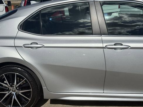 Used 2024 Toyota Camry SE image 9