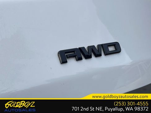 Used 2021 GMC Terrain SLE w/ Elevation Edition image 19