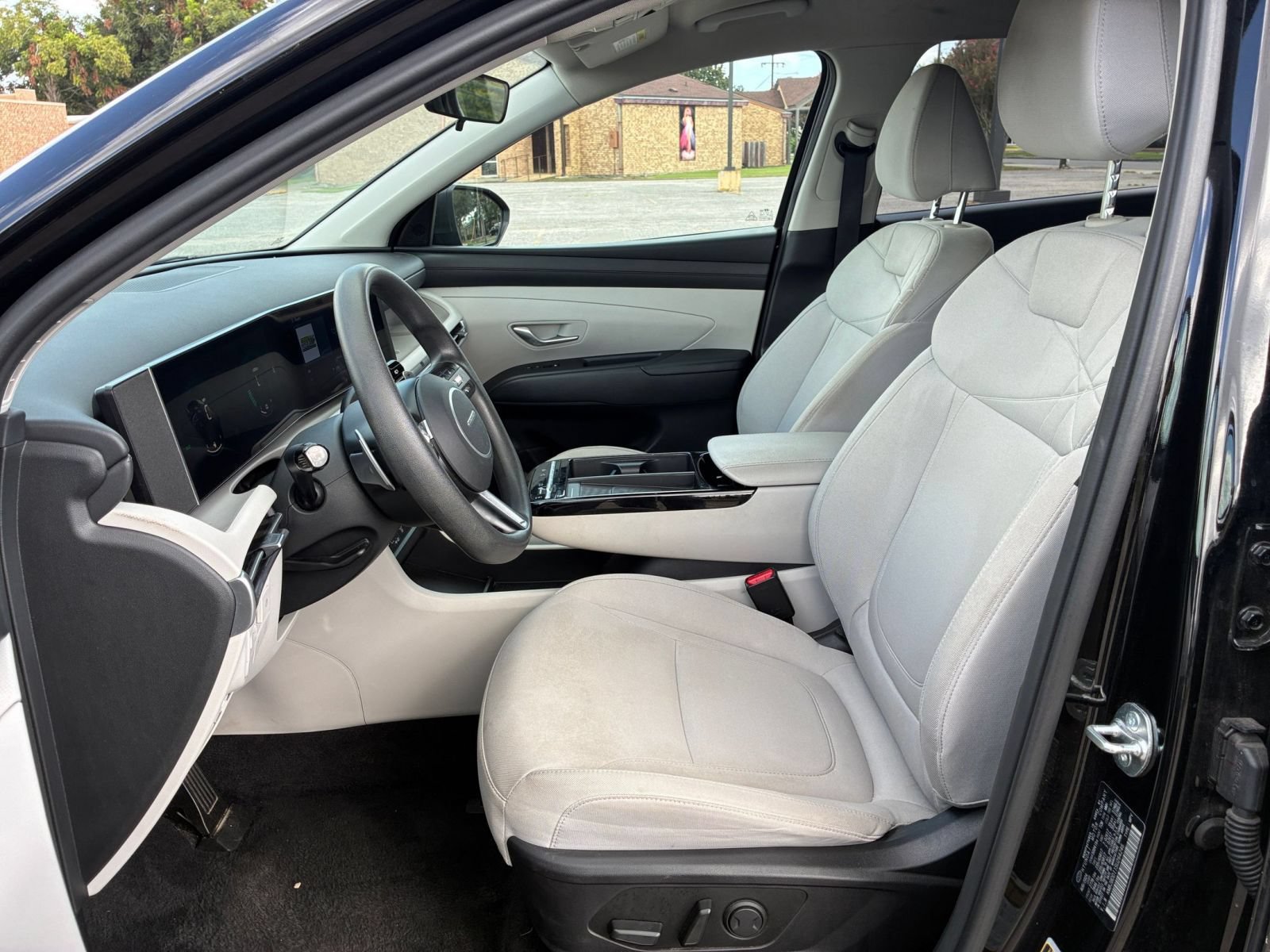 Used 2025 Hyundai Tucson Blue AWD/4WD image 28