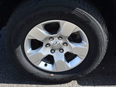 Used 2020 RAM 1500 Big Horn AWD/4WD image 47