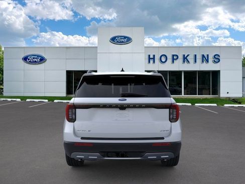 New 2026 Ford Explorer Active w/ Active Comfort Package AWD/4WD image 35