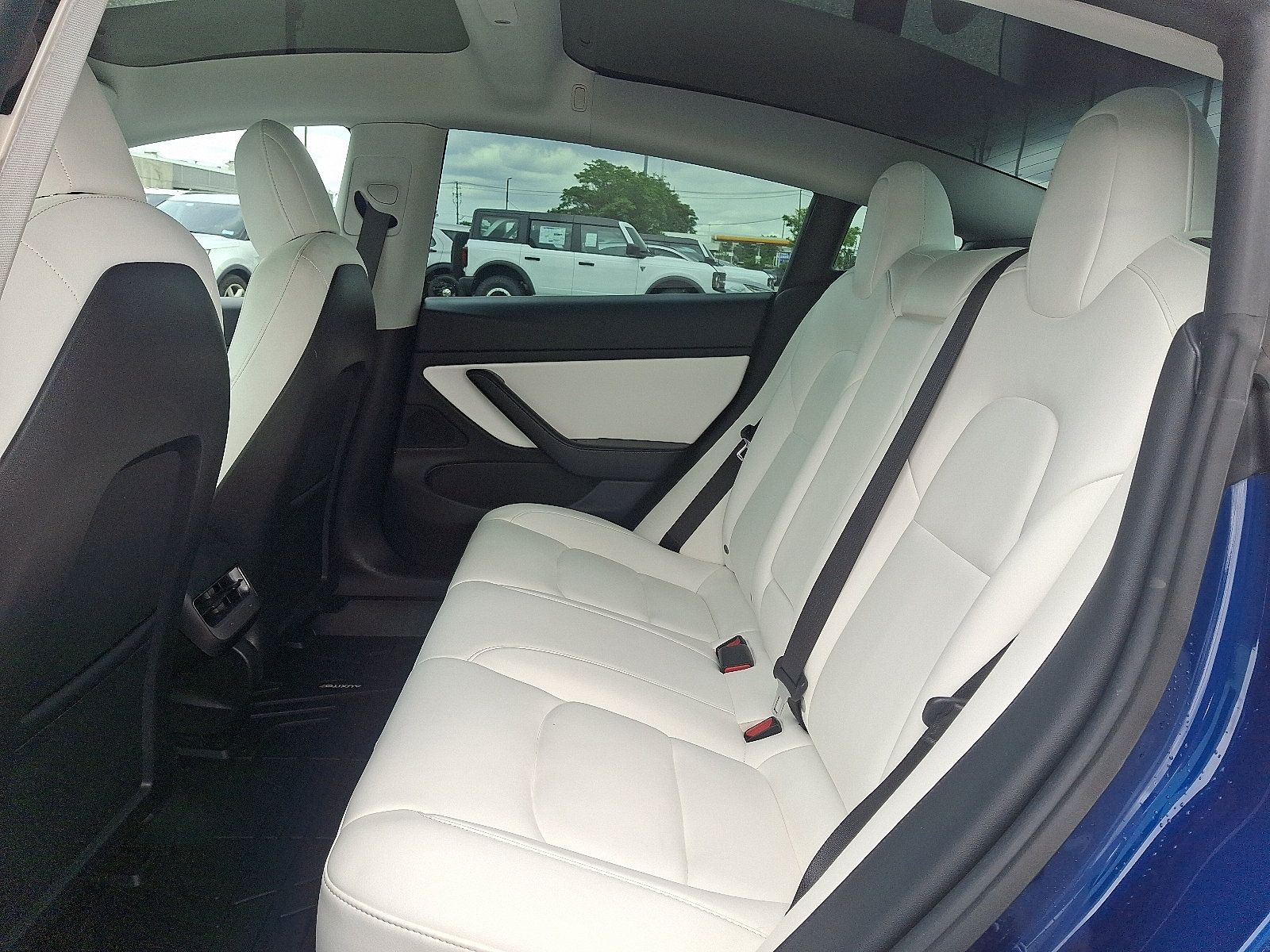 Used 2021 Tesla Model 3 Performance AWD/4WD image 10