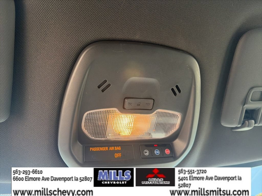 Used 2024 Chevrolet Trax RS FWD image 17