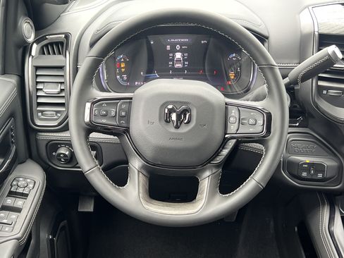 New 2026 RAM 2500 Limited AWD/4WD image 23