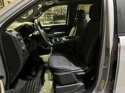 Used 2019 Chevrolet Silverado 1500 Custom Trail Boss w/ Custom Convenience Package image 15