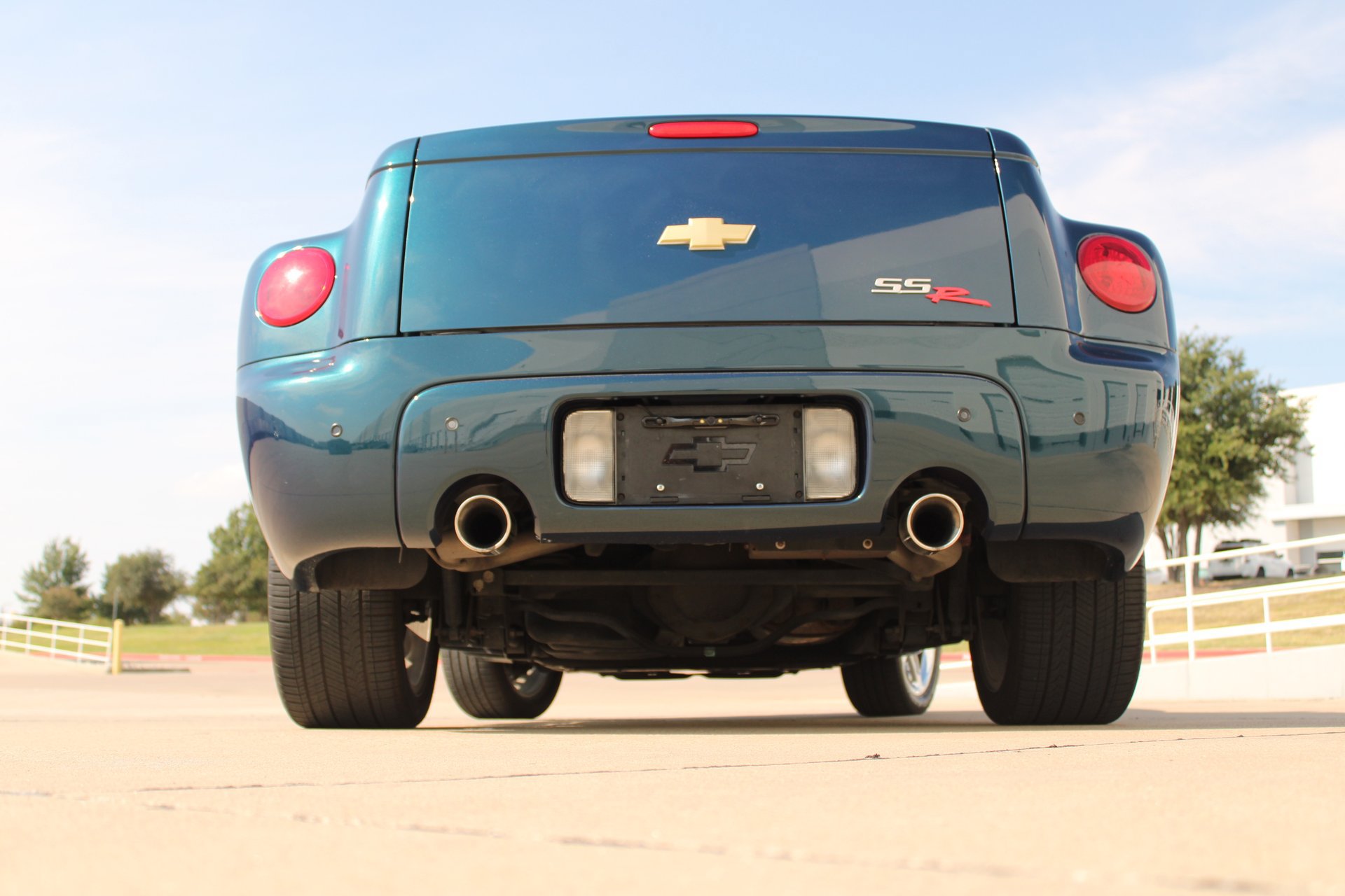 Used 2005 Chevrolet SSR w/ Preferred Equipment Group RWD image 13